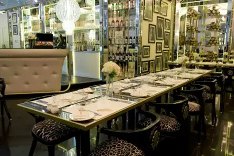 Roberto Cavalli opens a new Cavalli Caffè in Kuwait