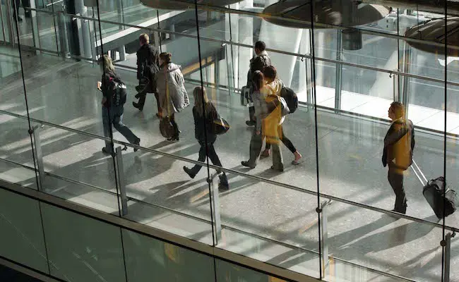 الخطوط الجوية البريطانية تقدّم عروض للطلاب والمدرّسين من دولة الامارات قبيل بدء العام الجديد