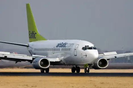 Airline to sell in-flight real estate