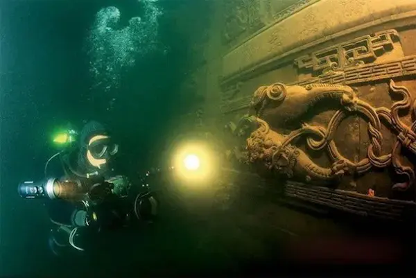 Underwater city beneath lake in China