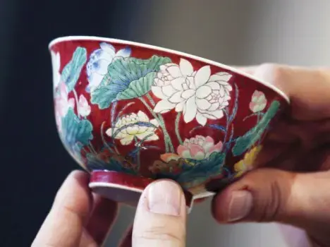 Chinese bowl sells at Sotheby's for record $9.5 million