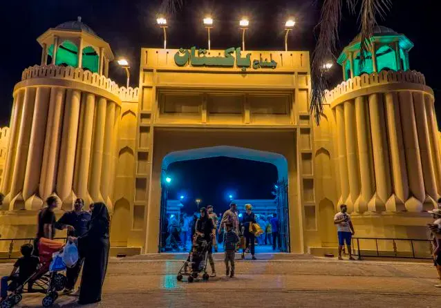 الجناح الباكستاني .. وهل يخفى التاريخ!