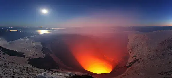 Top 10 most extreme holiday adventures for 2014