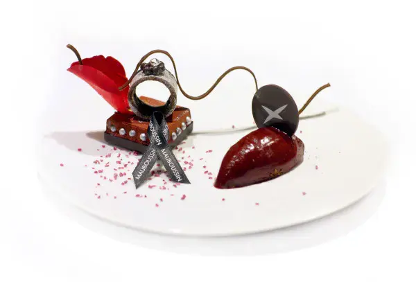 Ritz-Carlton debuts signature cake 2