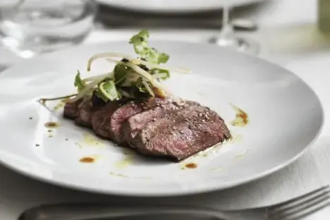 Zero-calorie restaurant opens in London
