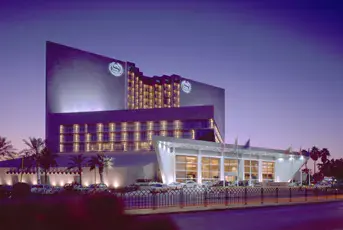The Sheraton Dubai Creek Hotel and Towers announces extensive renovation plans