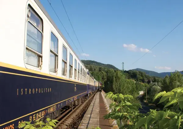 Hungary to run luxury trains to Tehran