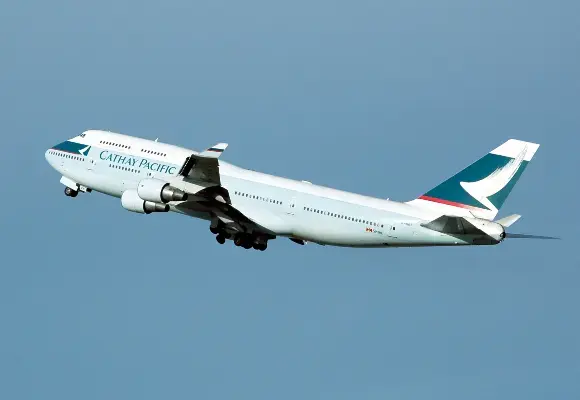 Cathay Pacific to move freight operations to Maktoum Airport