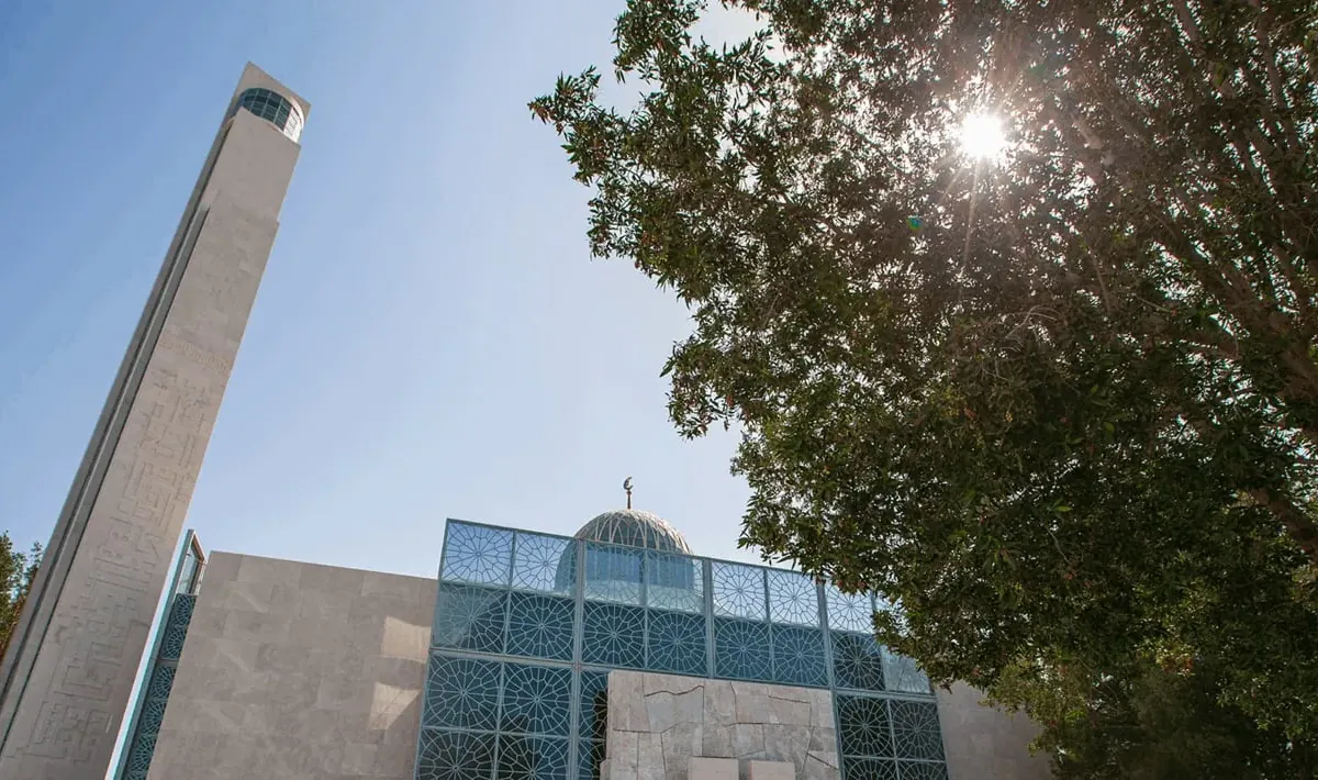 Maryam Umm Eisa Mosque, Dubai