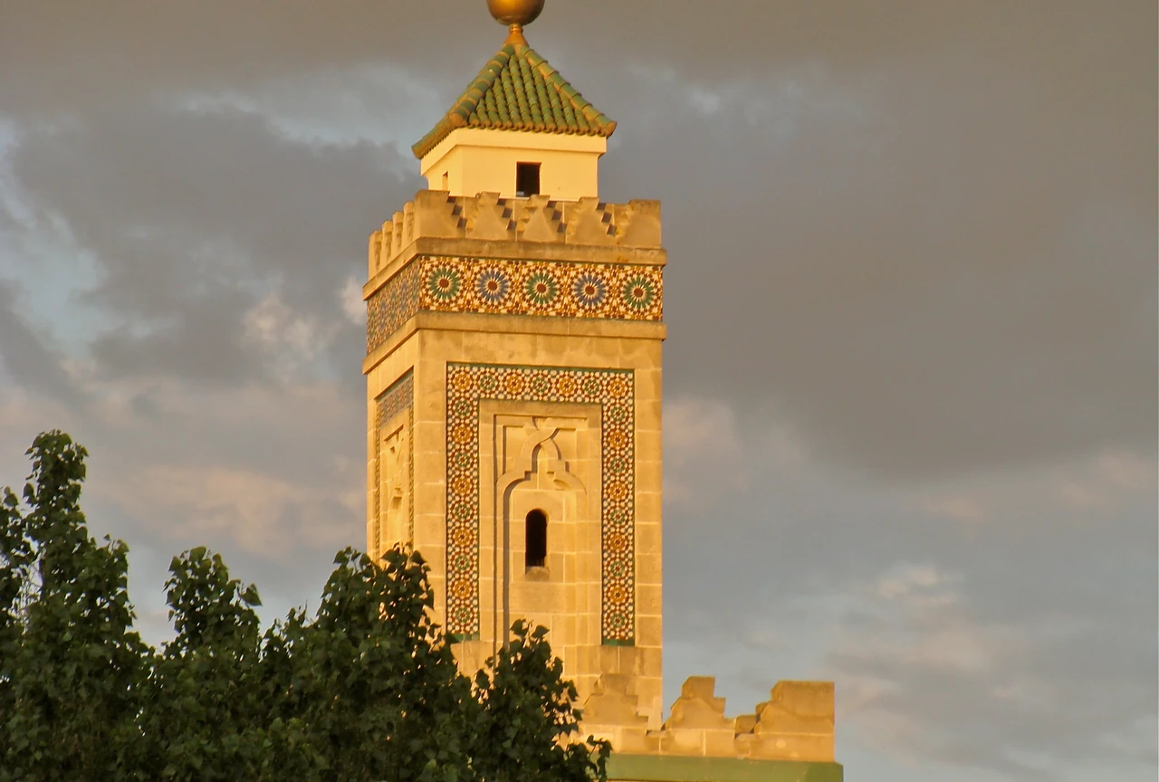 مسجد علي بن أبي طالب