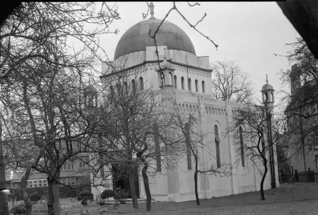 Fazl Mosque London, London
