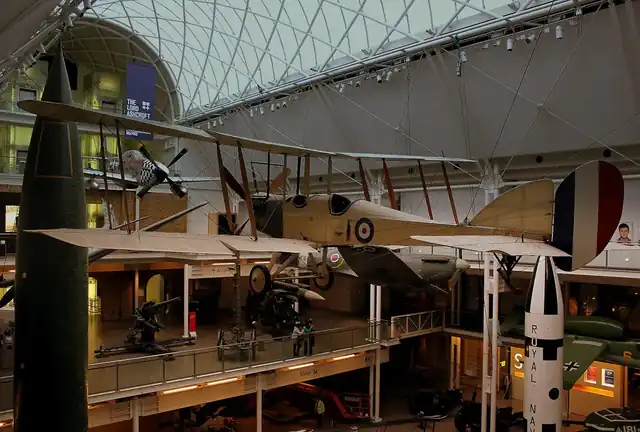Imperial War Museum London, London