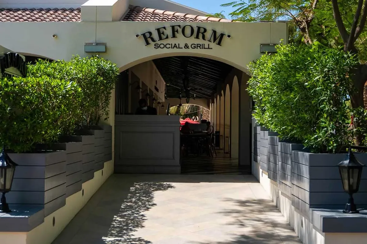 Reform Social & Grill, The Lakes, Dubai