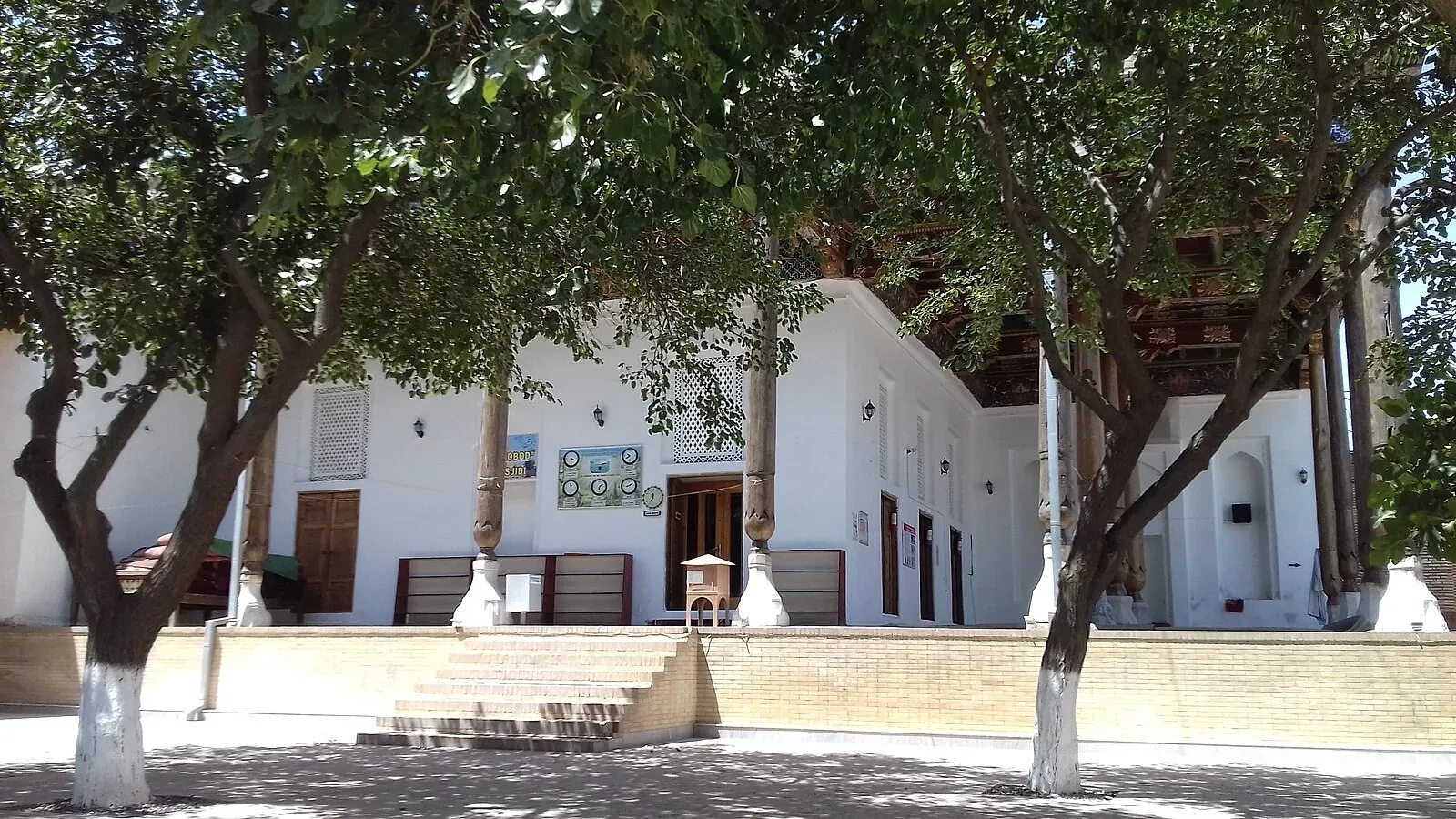 مسجد روح آباد