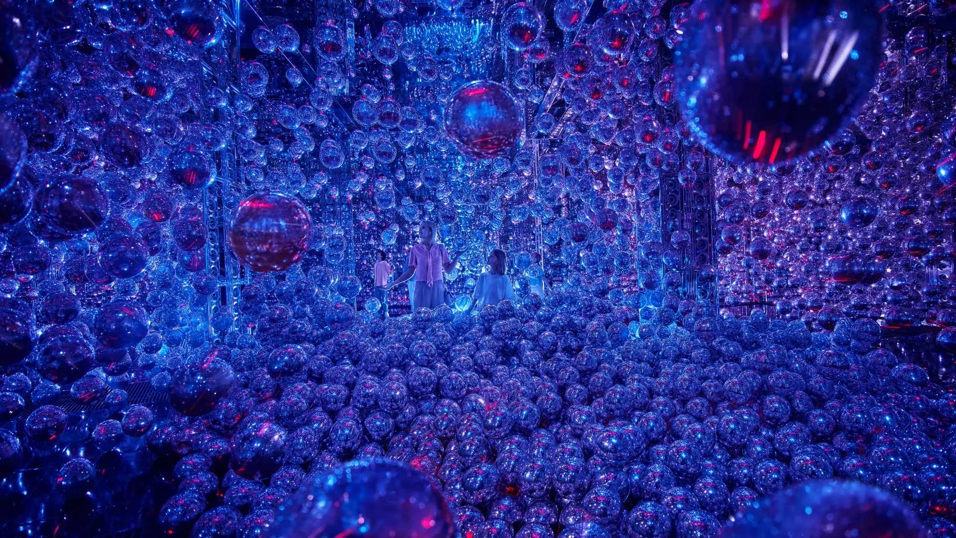 teamLab Phenomena Abu Dhabi in Abu Dhabi